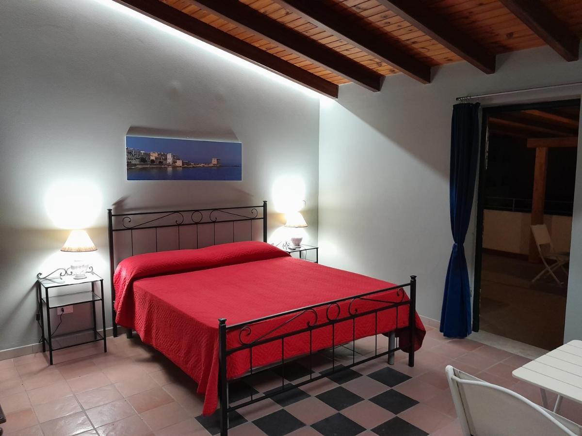 Case Vacanze "Residenze Trapanesi" Trapani Exterior foto